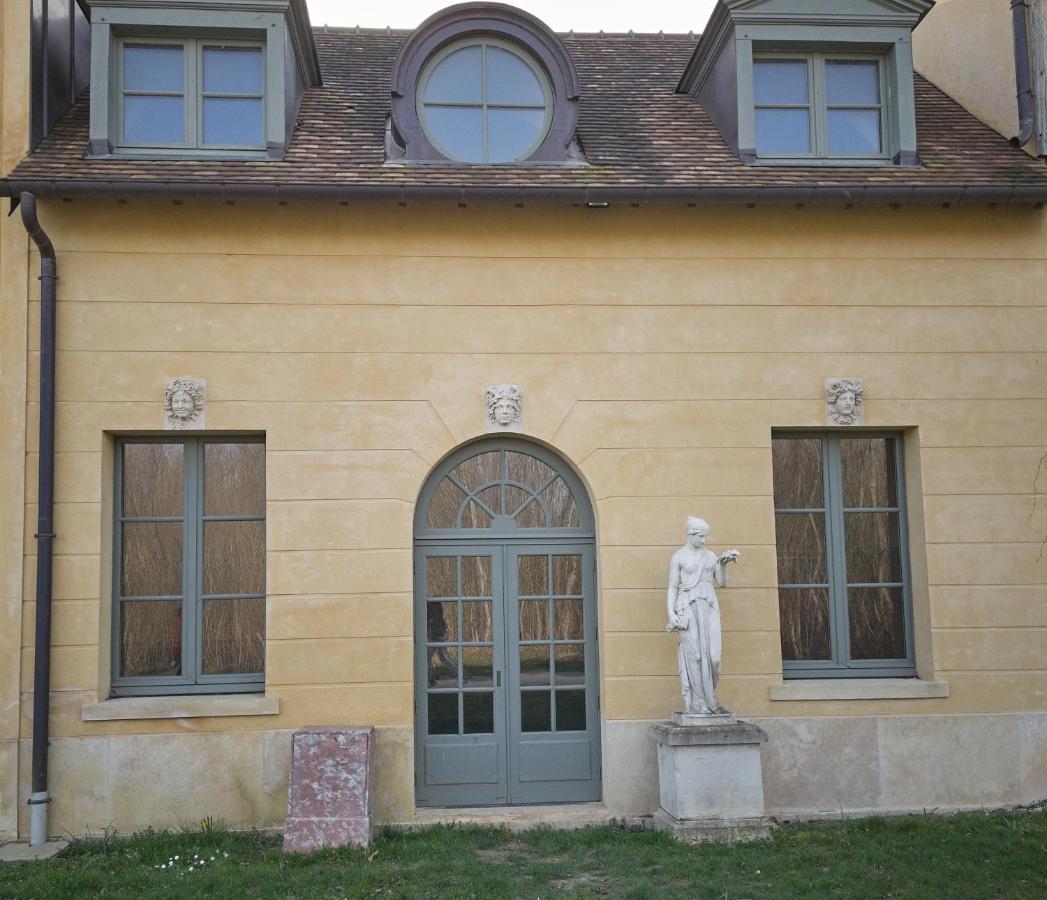 Hotel Le Fruit Defendu Rueil-Malmaison Exterior foto